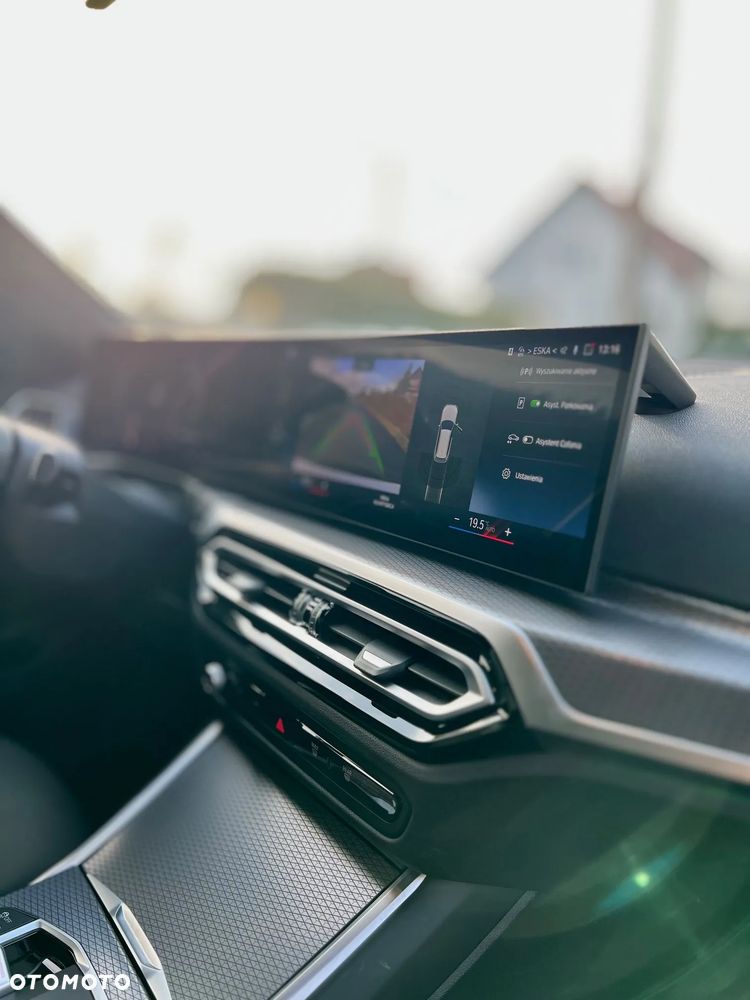 BMW Seria 3 320d xDrive M Sport sport - 24
