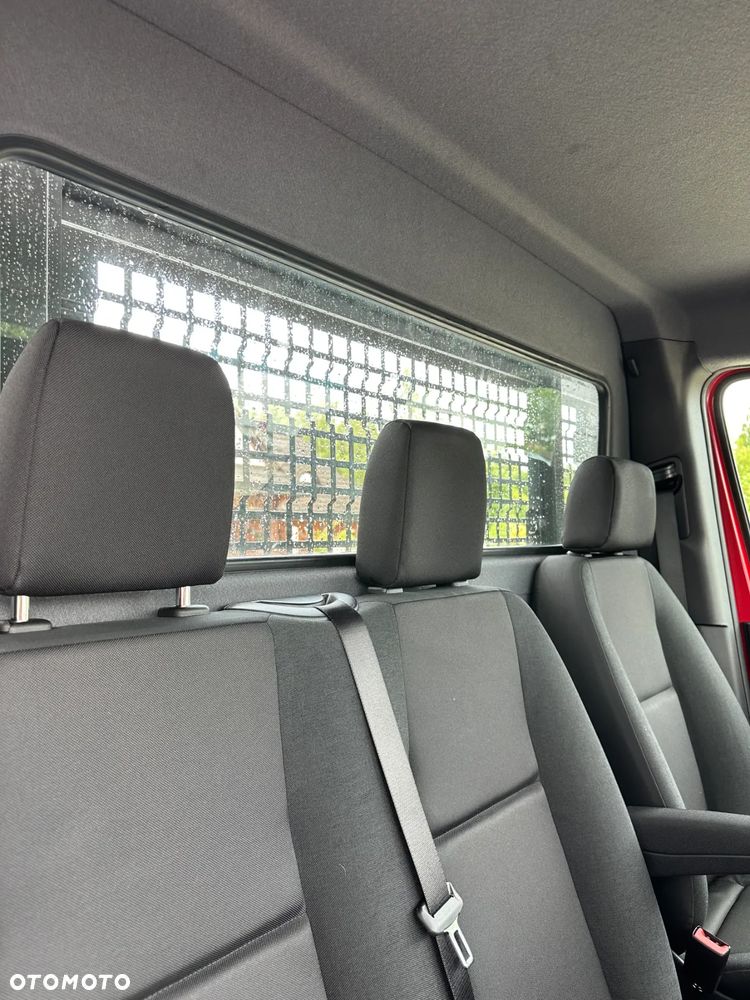 Mercedes-Benz Sprinter - 22