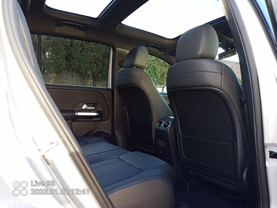 Mercedes-Benz GLB 250 4-Matic 8G-DCT - 9