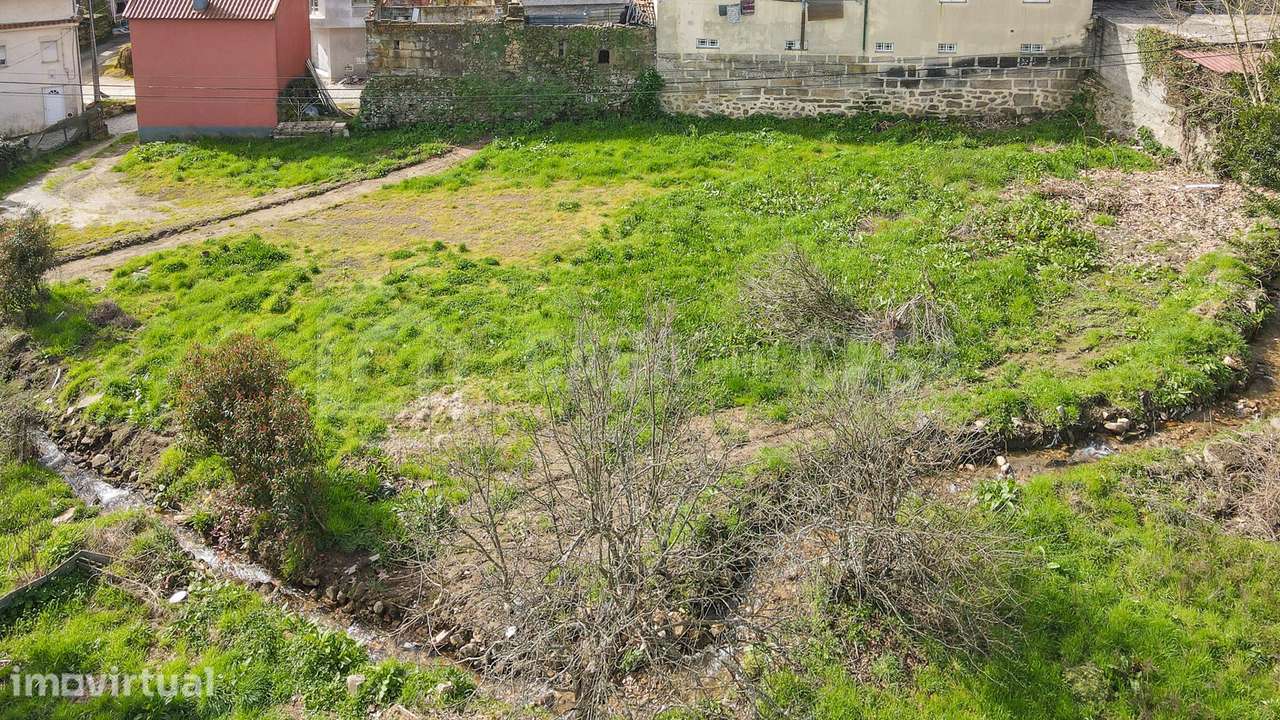Terreno p/ Construção em Orgens - Grande imagem: 2/9