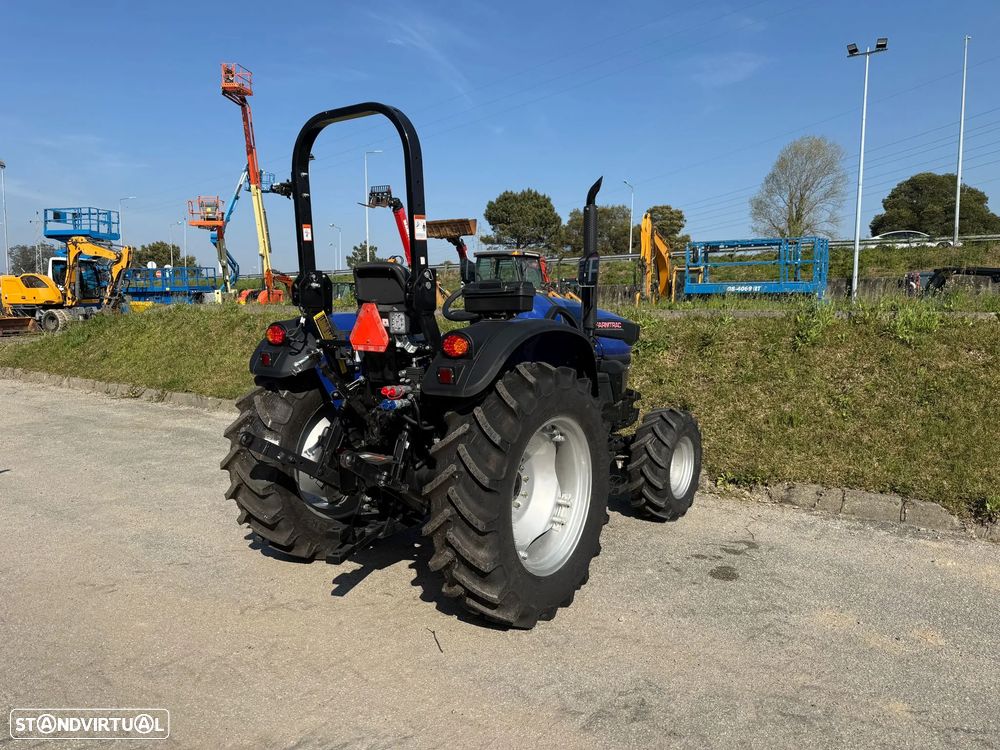 Outra não listada Farmtrac FT6050 - Trator 4X4 50cv (2026) - 5
