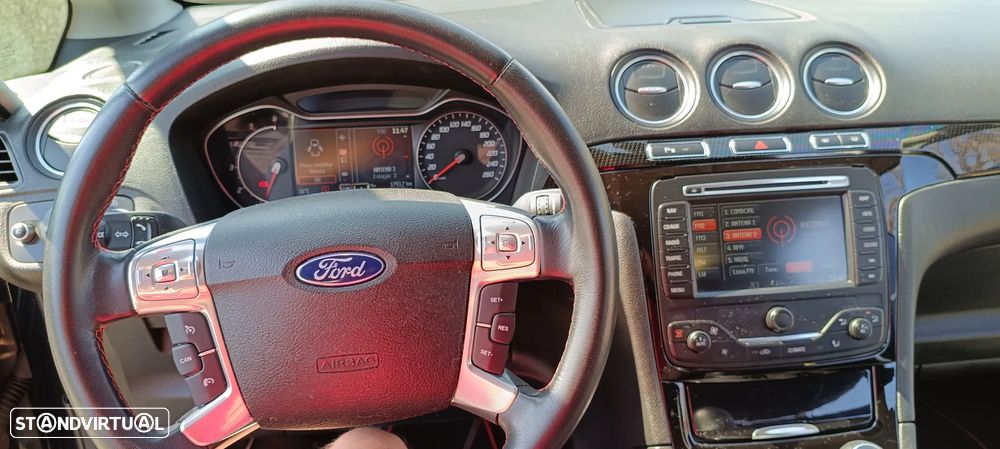 Ford S-Max 2.2 TDCi Titanium 7L - 12