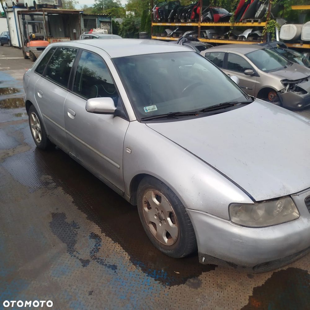 Audi A3 8L na części . - 2