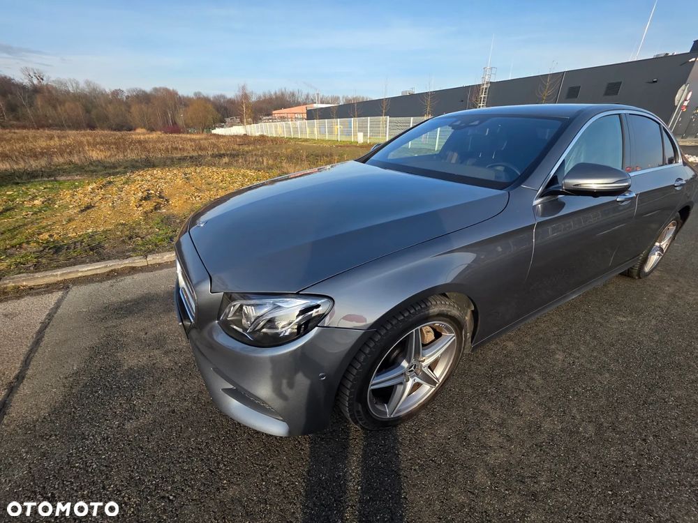 Mercedes-Benz Klasa E 220 d 4-Matic AMG - 3