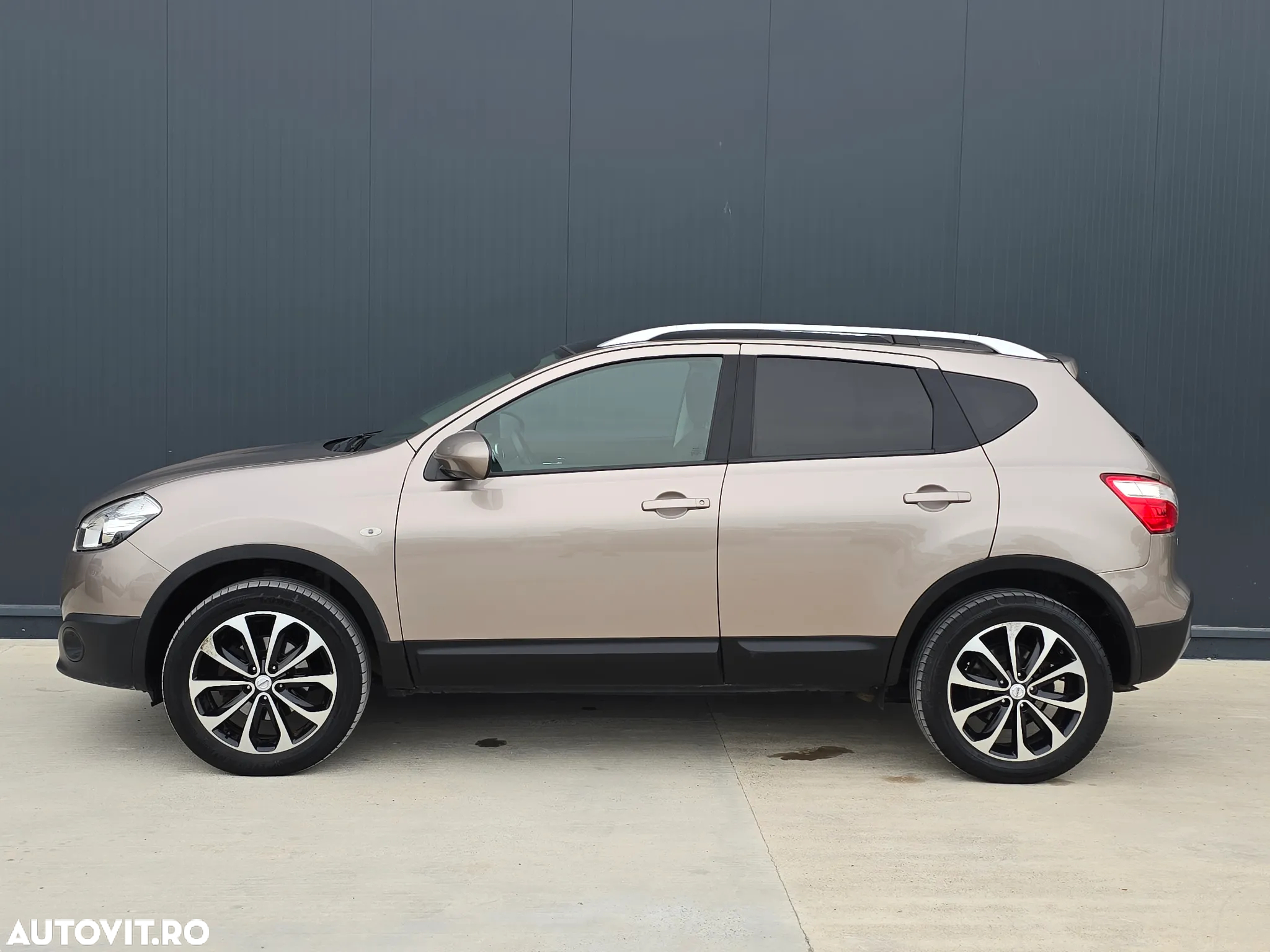 Nissan Qashqai 1.5 DCI Start/Stop Tekna - 9