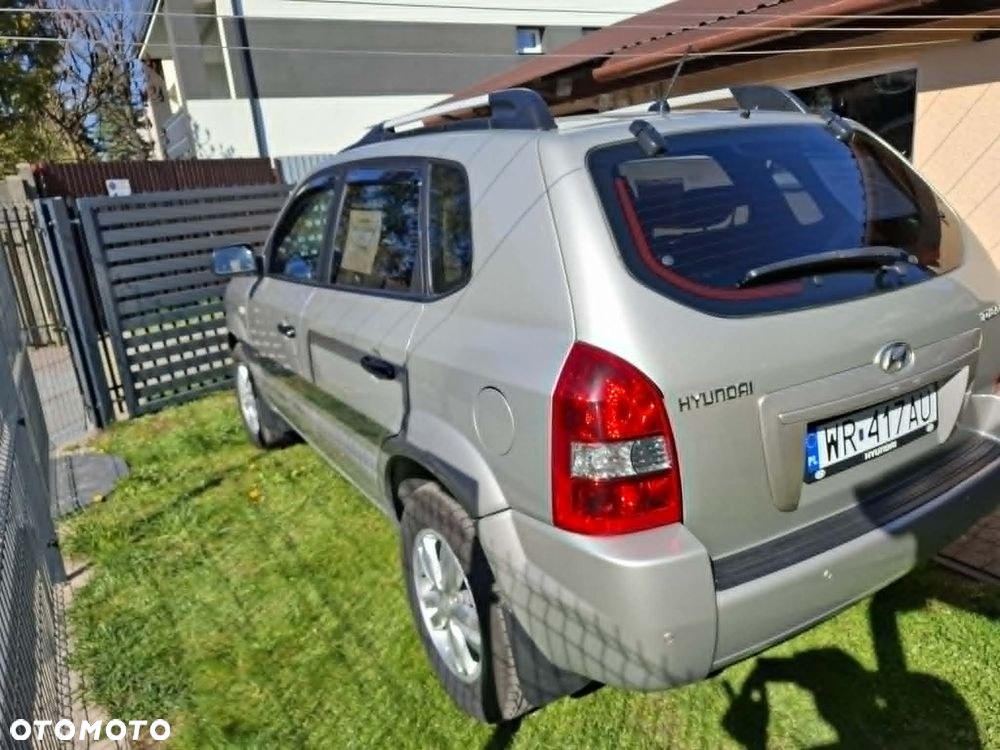 Hyundai Tucson 2.0 Comfort 2WD - 4