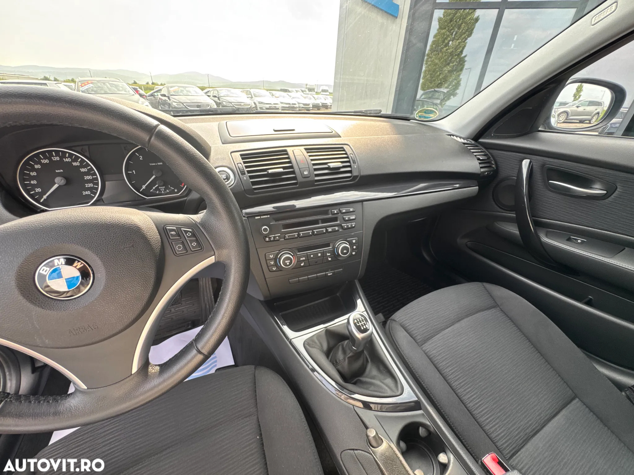 BMW Seria 1 116d - 29