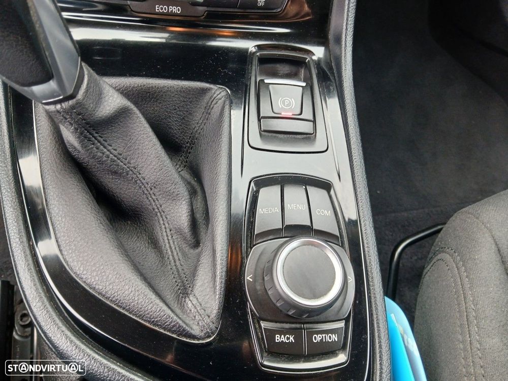 BMW 216 Active Tourer d - 25