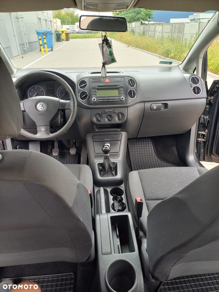 Volkswagen Golf Plus 1.9 TDI Comfortline - 30