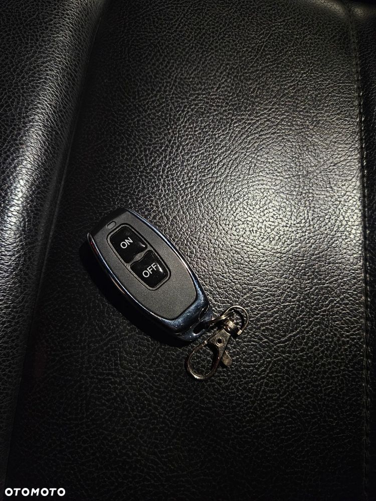 Jeep Wrangler Unlimited 3.6 Automatik Sahara - 21