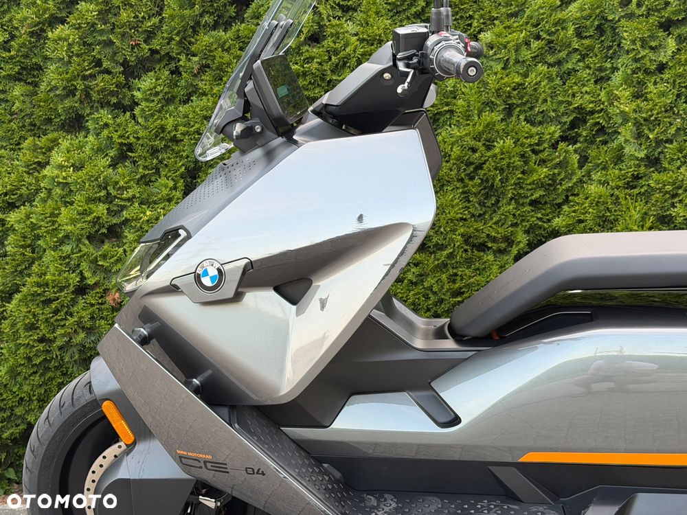 BMW CE 04 - 10