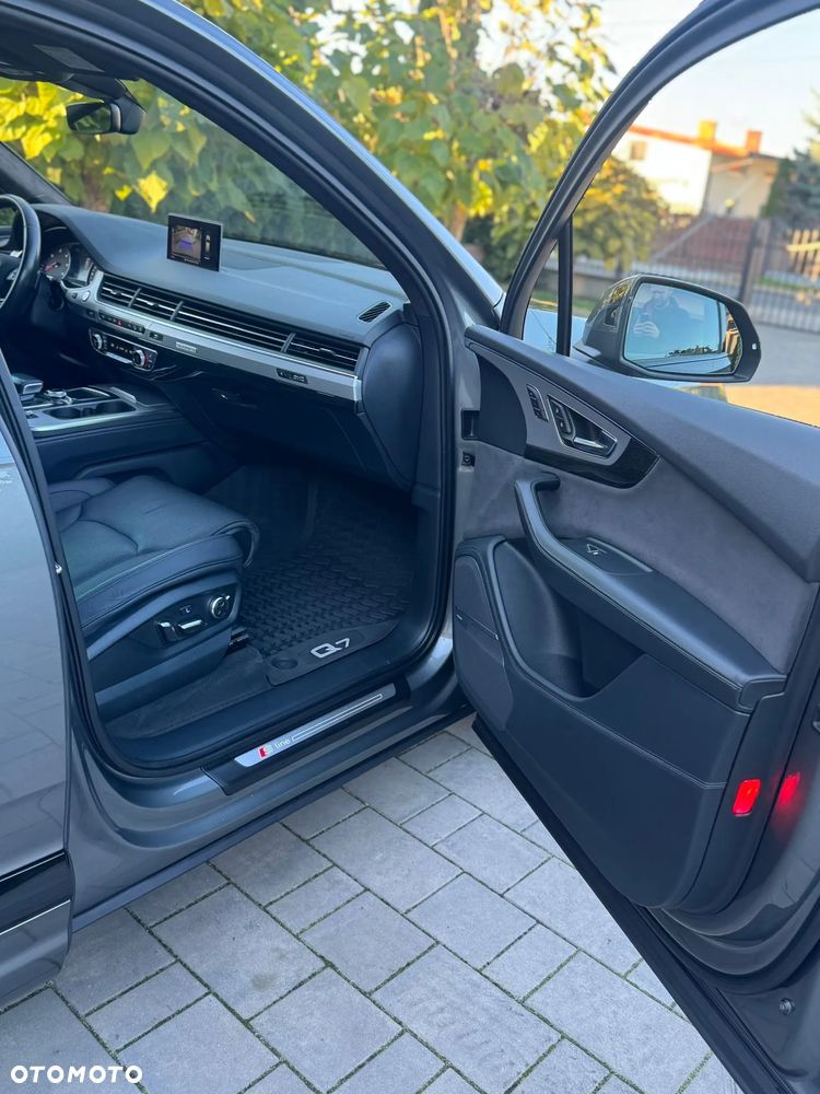 Audi Q7 3.0 TDI Quattro Tiptronic - 15