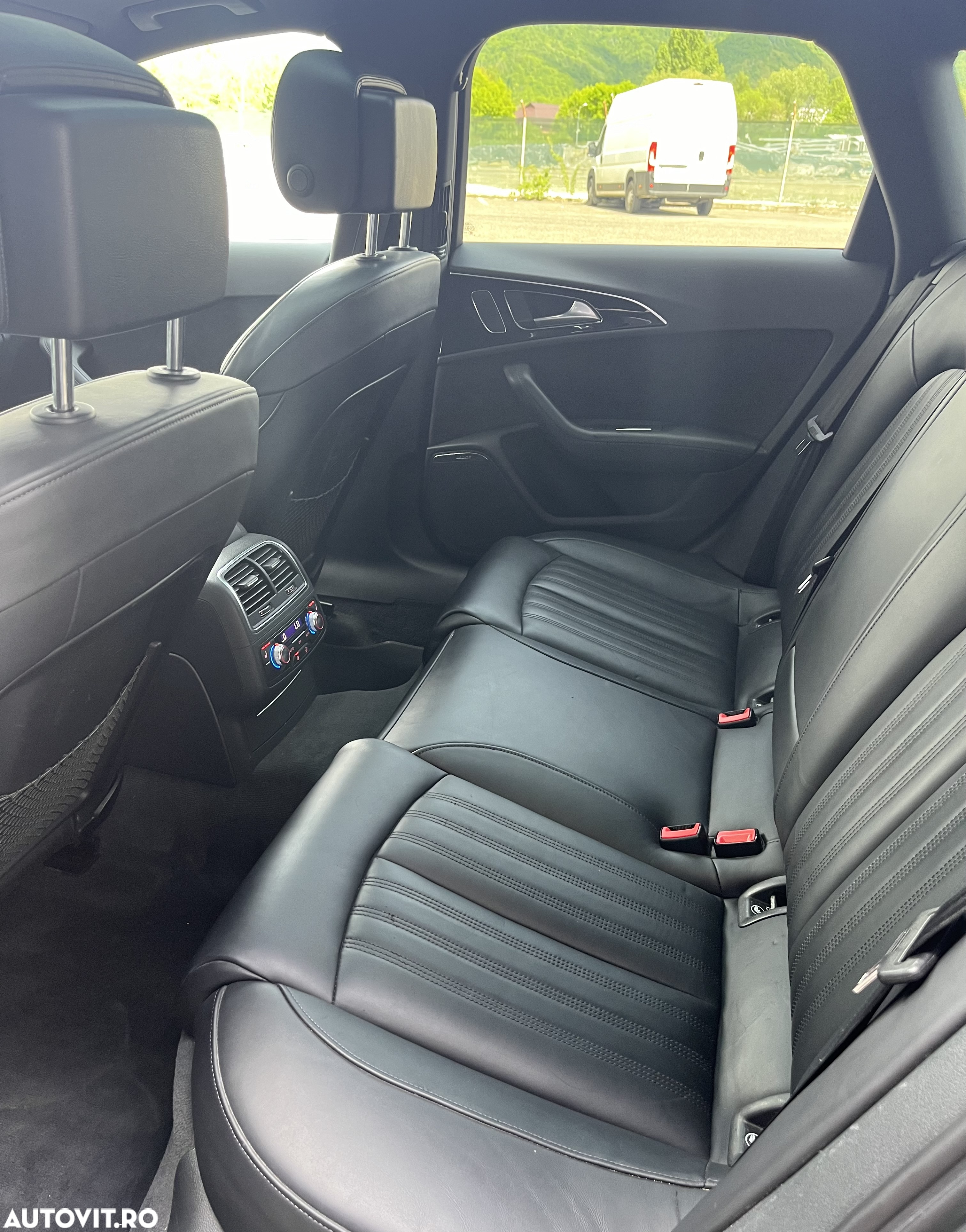 Audi A6 Avant 3.0 TDI quattro S tronic - 10