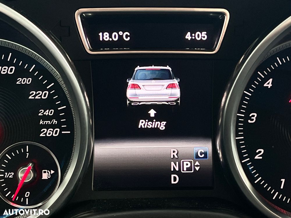 Mercedes-Benz GLE 400 4Matic 9G-TRONIC AMG Line - 37