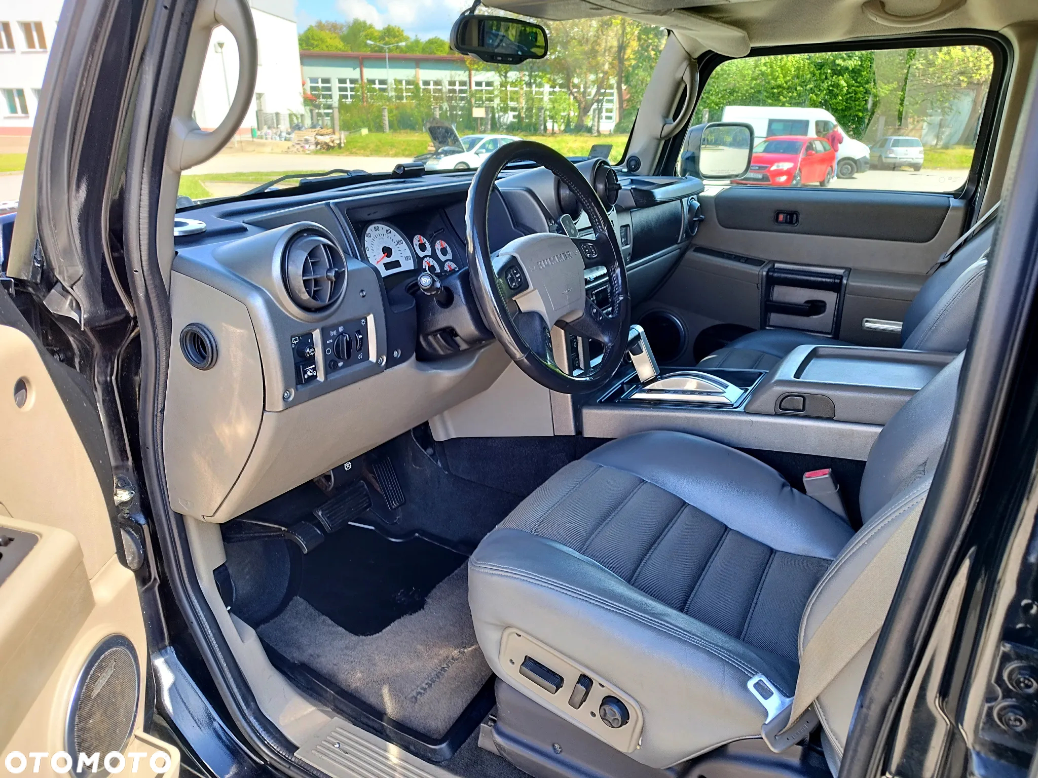 Hummer H2 6.0 V8 - 16