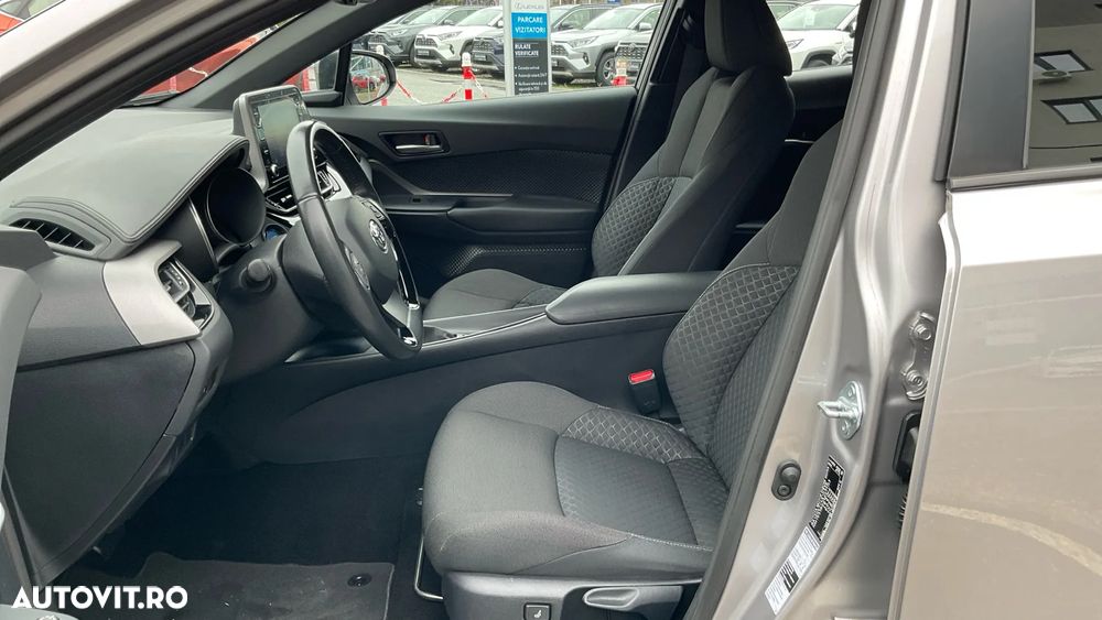 Toyota C-HR 2.0 Hybrid Business-Edition - 15