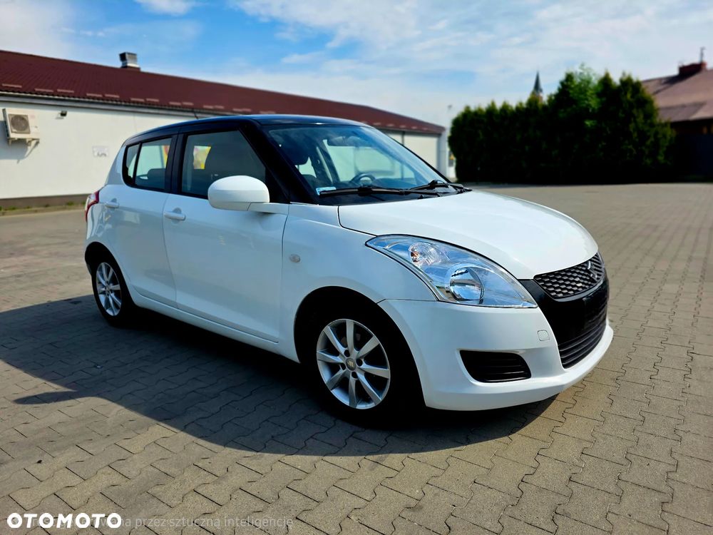 Suzuki Swift 1.3 Black and White - 15
