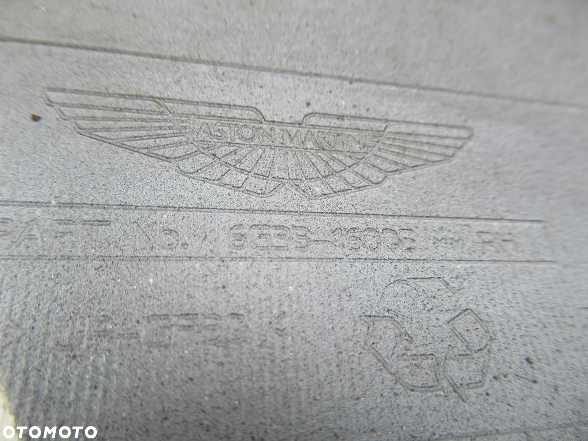 BŁOTNIK PRZEDNI PRZÓD PRAWY LEWY ASTON MARTIN VANTAGE V8 2005 - 40