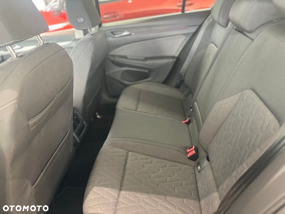 Volkswagen Golf - 15
