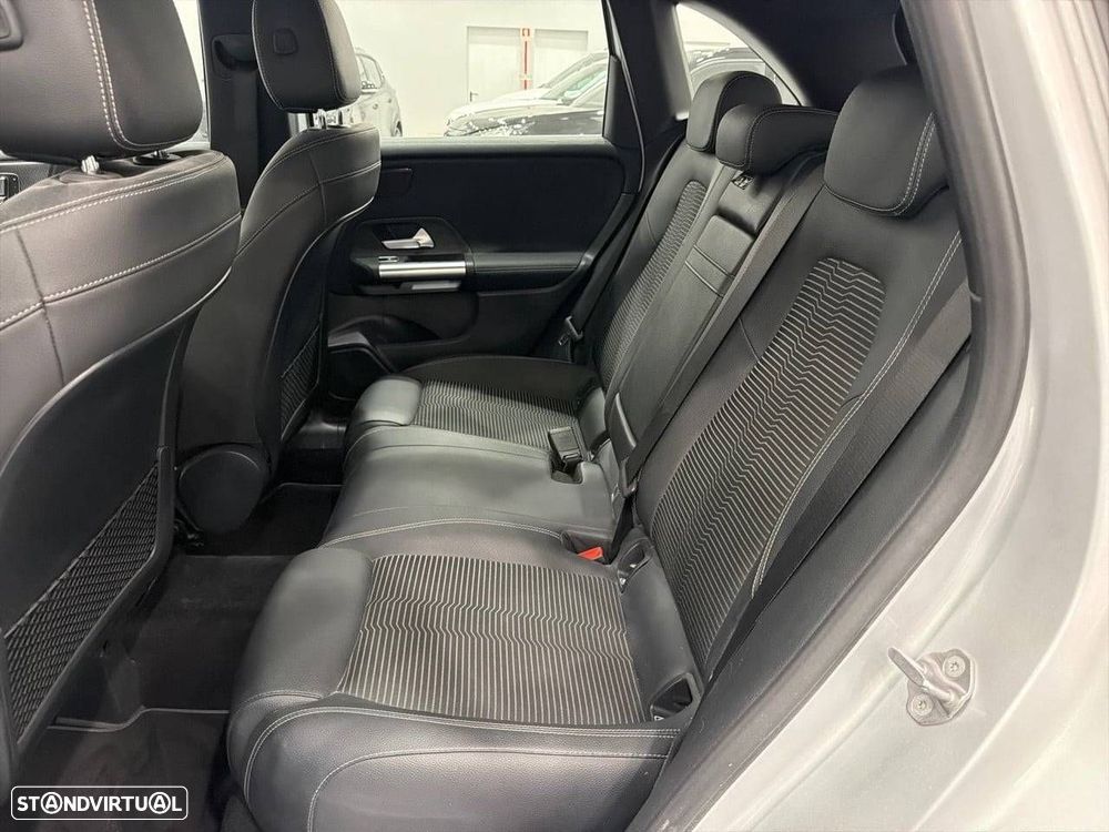Mercedes-Benz B 200 - 10