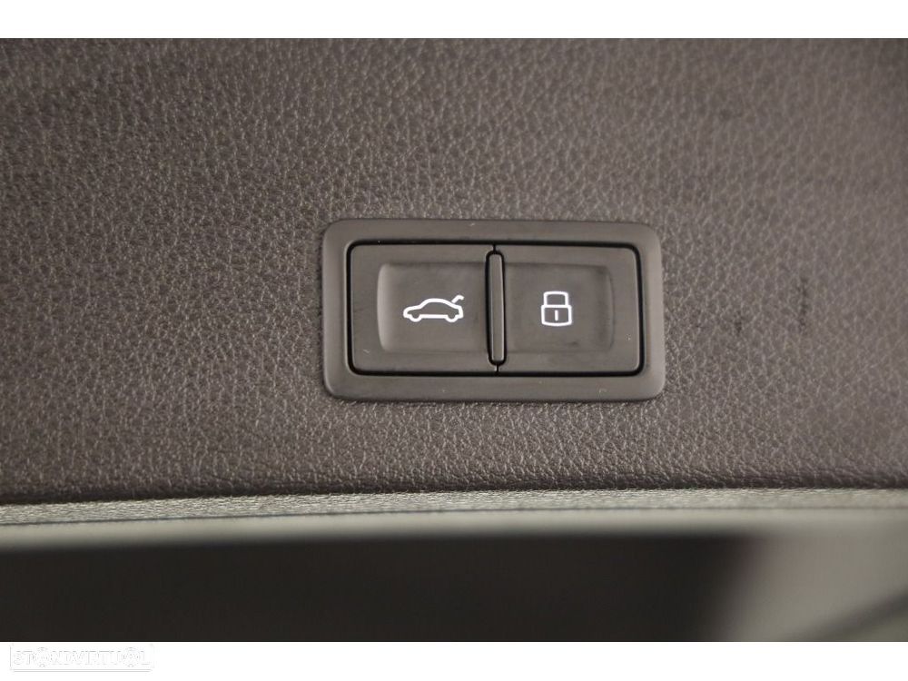 Audi Q2 30 TFSI - 29