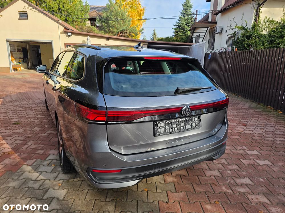 Volkswagen Passat 1.5 TSI EVO Elegance DSG - 12