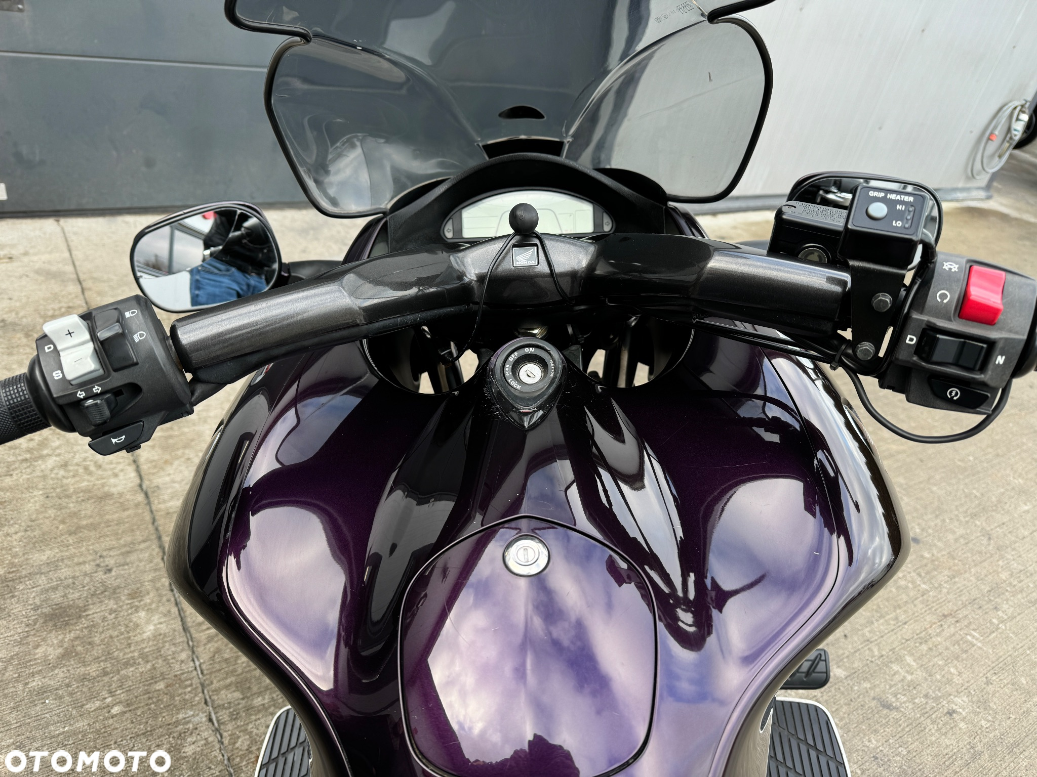 Honda DN-01 - 14