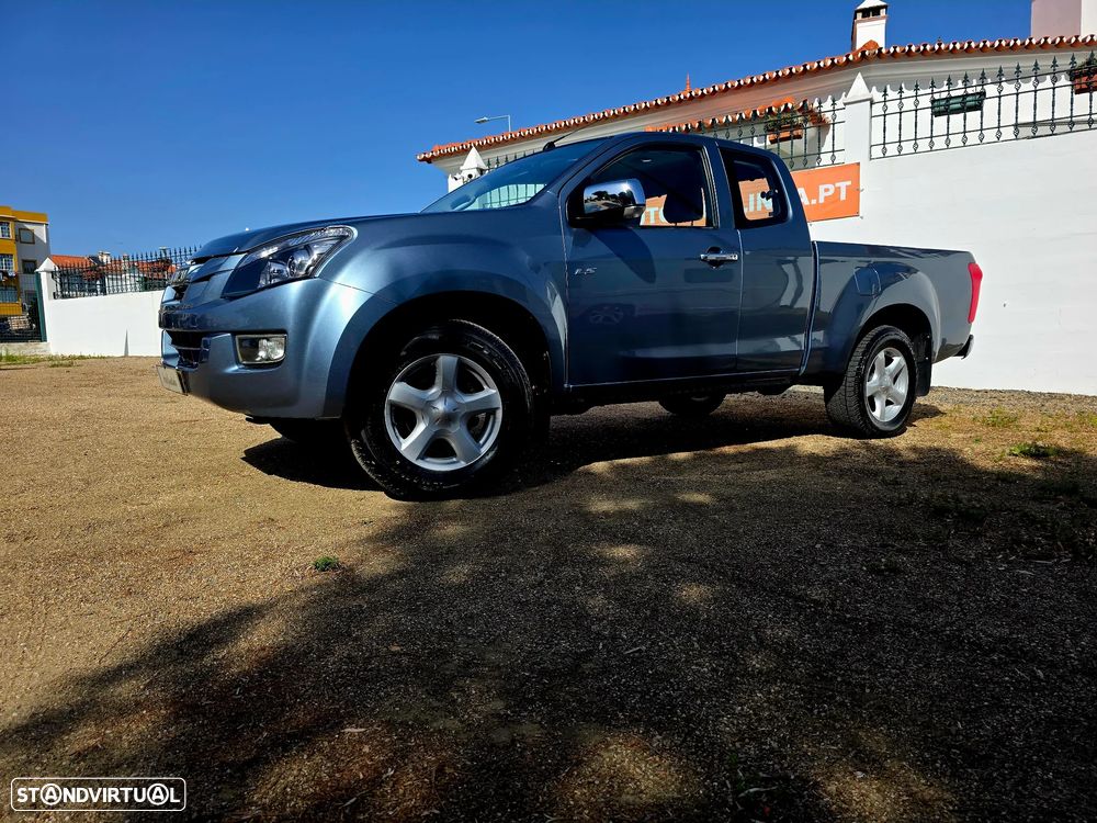 Isuzu D-Max 2.5 DTi CD 4WD LS - 2