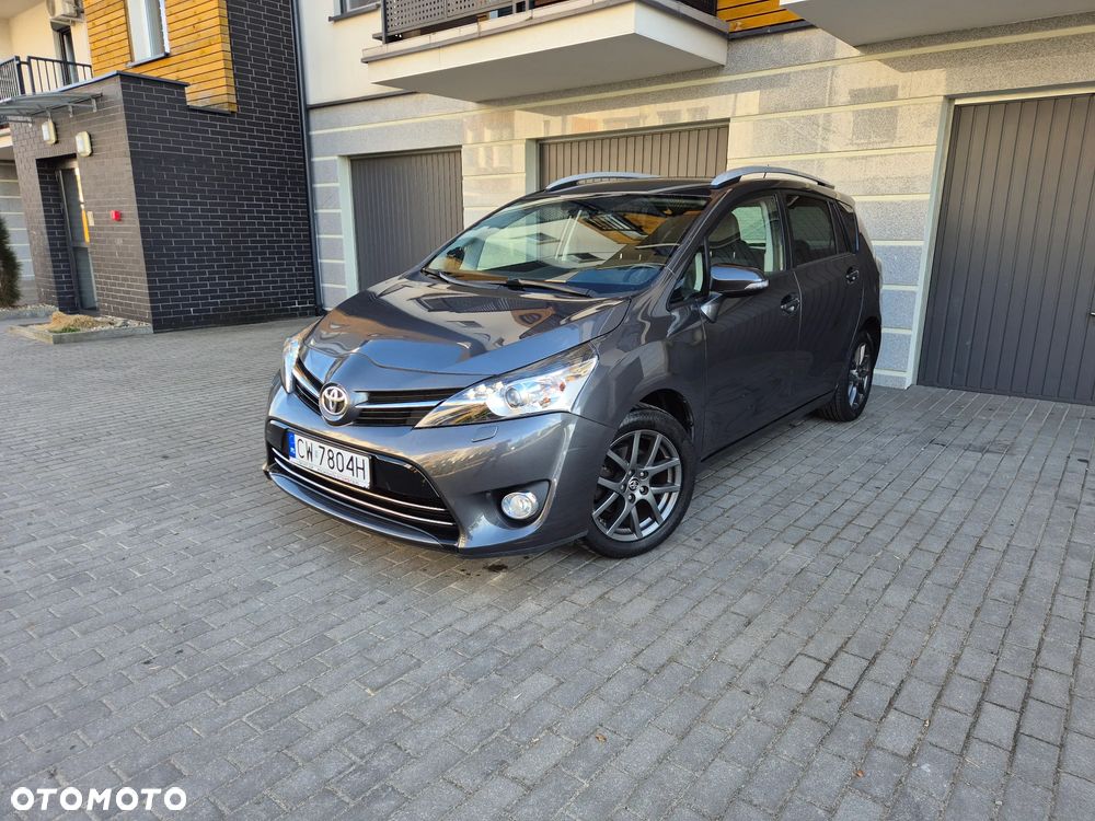 Toyota Verso 1.8 Premium - 1