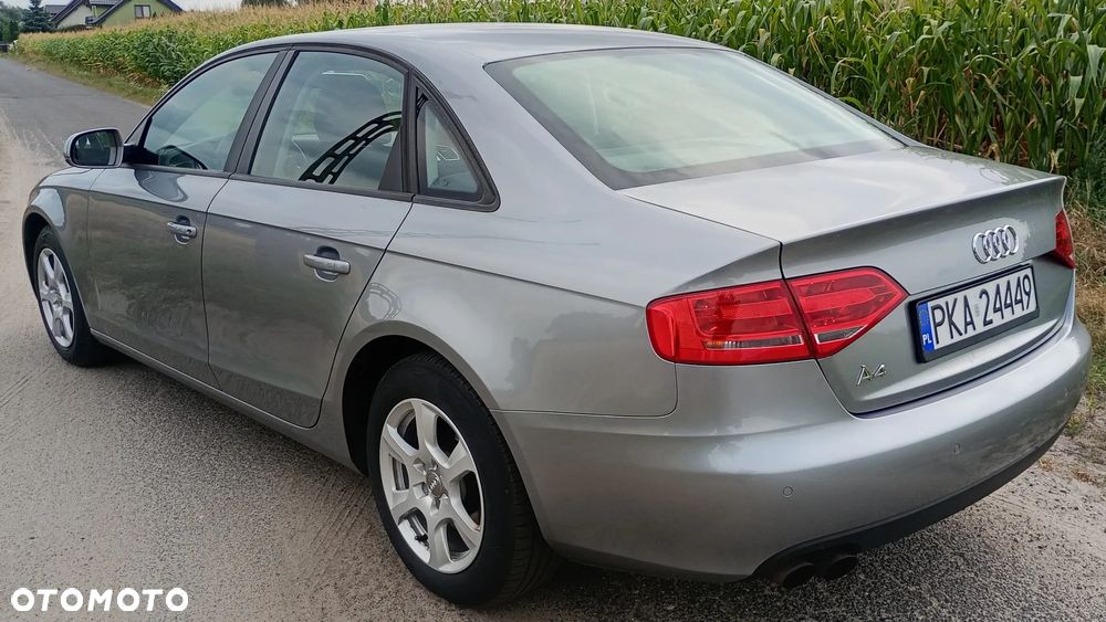 Audi A4 Limousine - 19