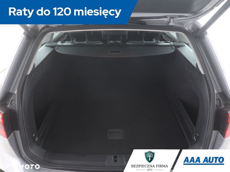 Volkswagen Passat Variant - 16