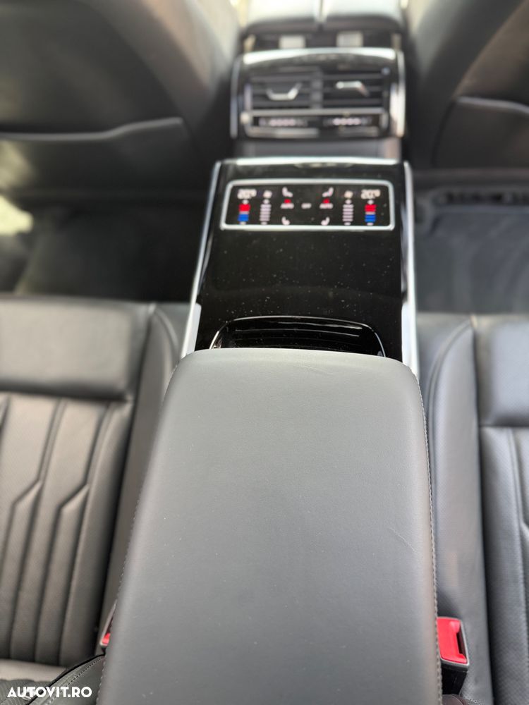 Audi A8 - 10