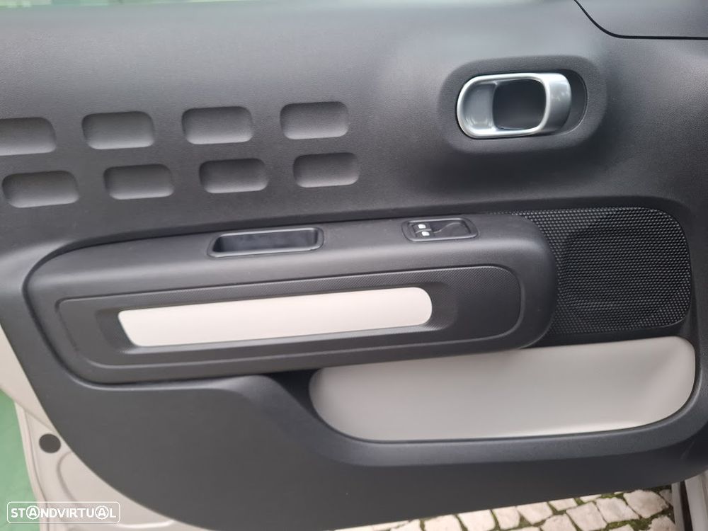 Citroën C3 1.2 PureTech C-Series - 29