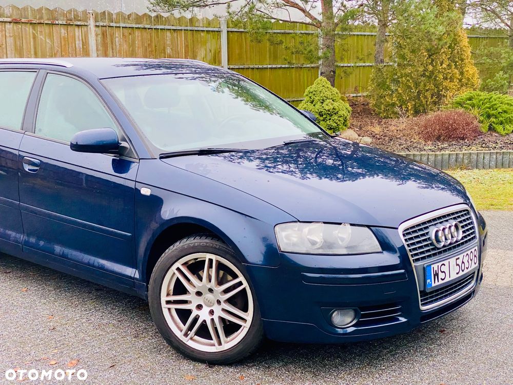 Audi A3 Sportback 2.0 FSI Ambiente - 5