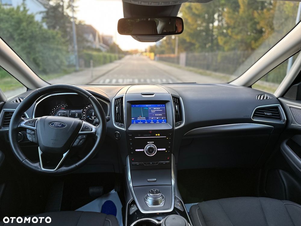 Ford S-Max 2.0 EcoBlue Titanium - 19