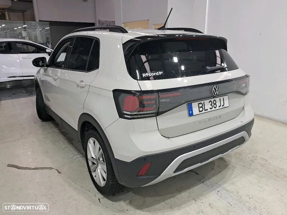 VW T-Cross 1.0 TSI Urban DSG - 16