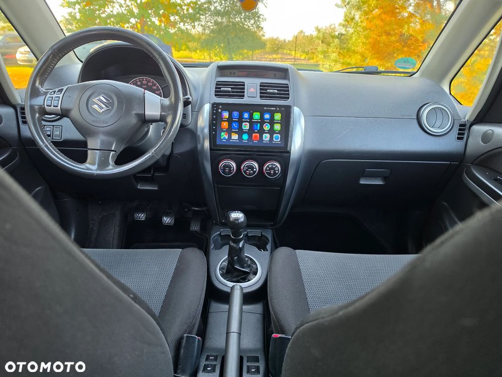 Suzuki SX4 - 9