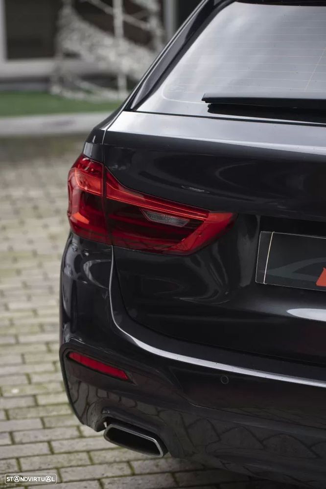 BMW 520 d Pack Desportivo M Auto - 37