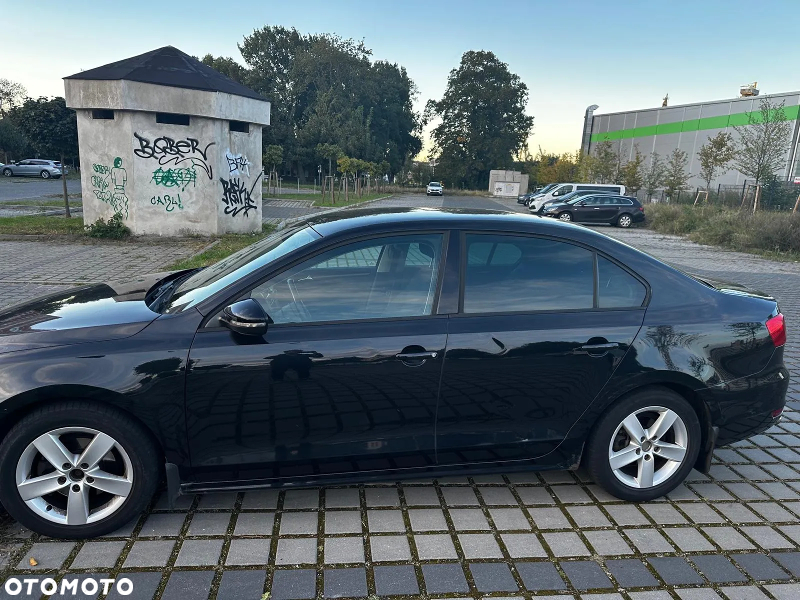 Volkswagen Jetta 1.2 TSI Comfortline - 4