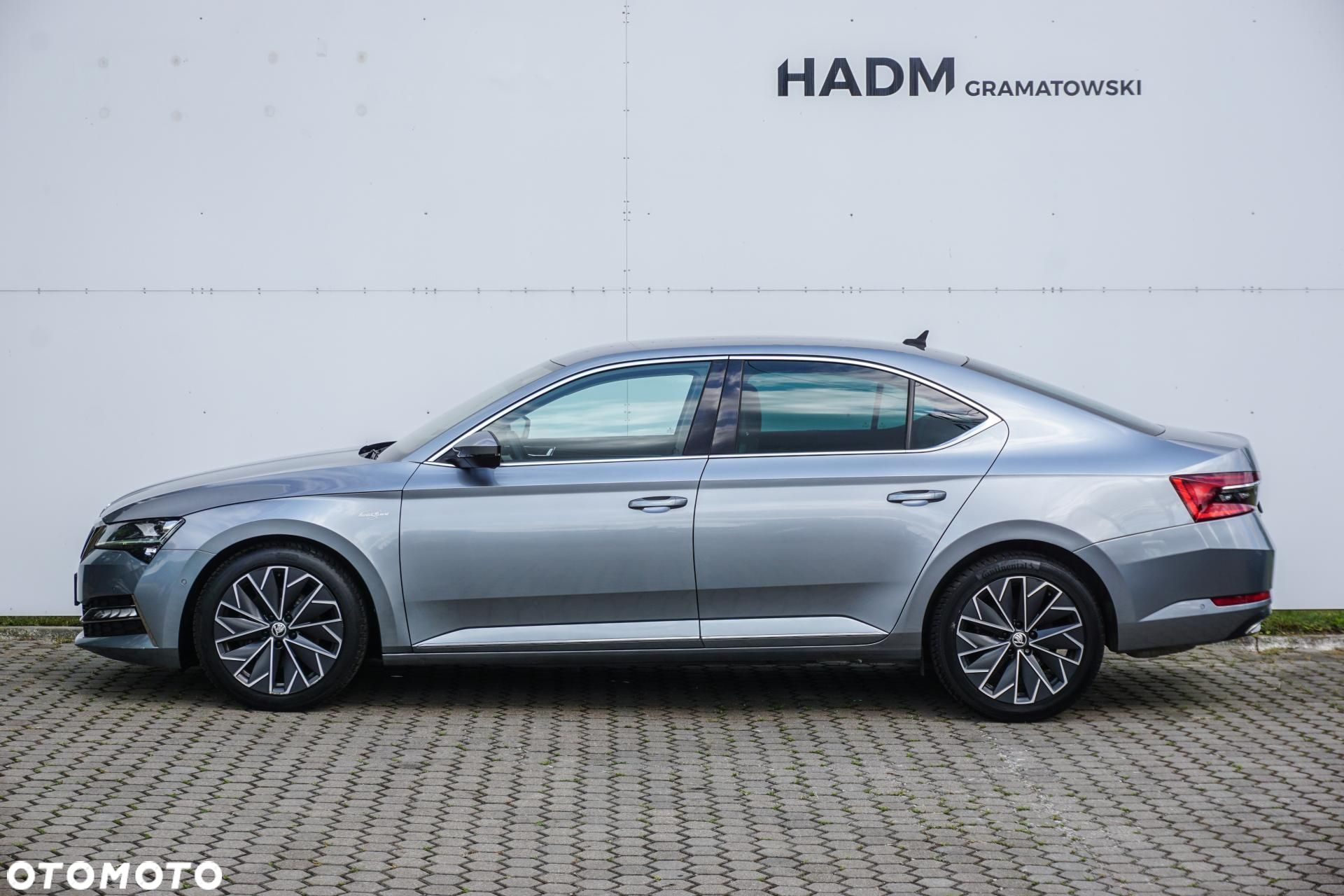 Skoda Superb 2.0 TSI L&K DSG - 4