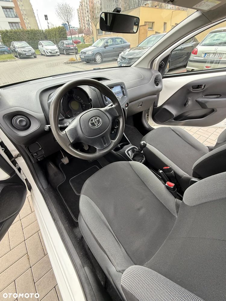 Toyota Aygo 1.0 VVT-i Sprint EU6 - 27