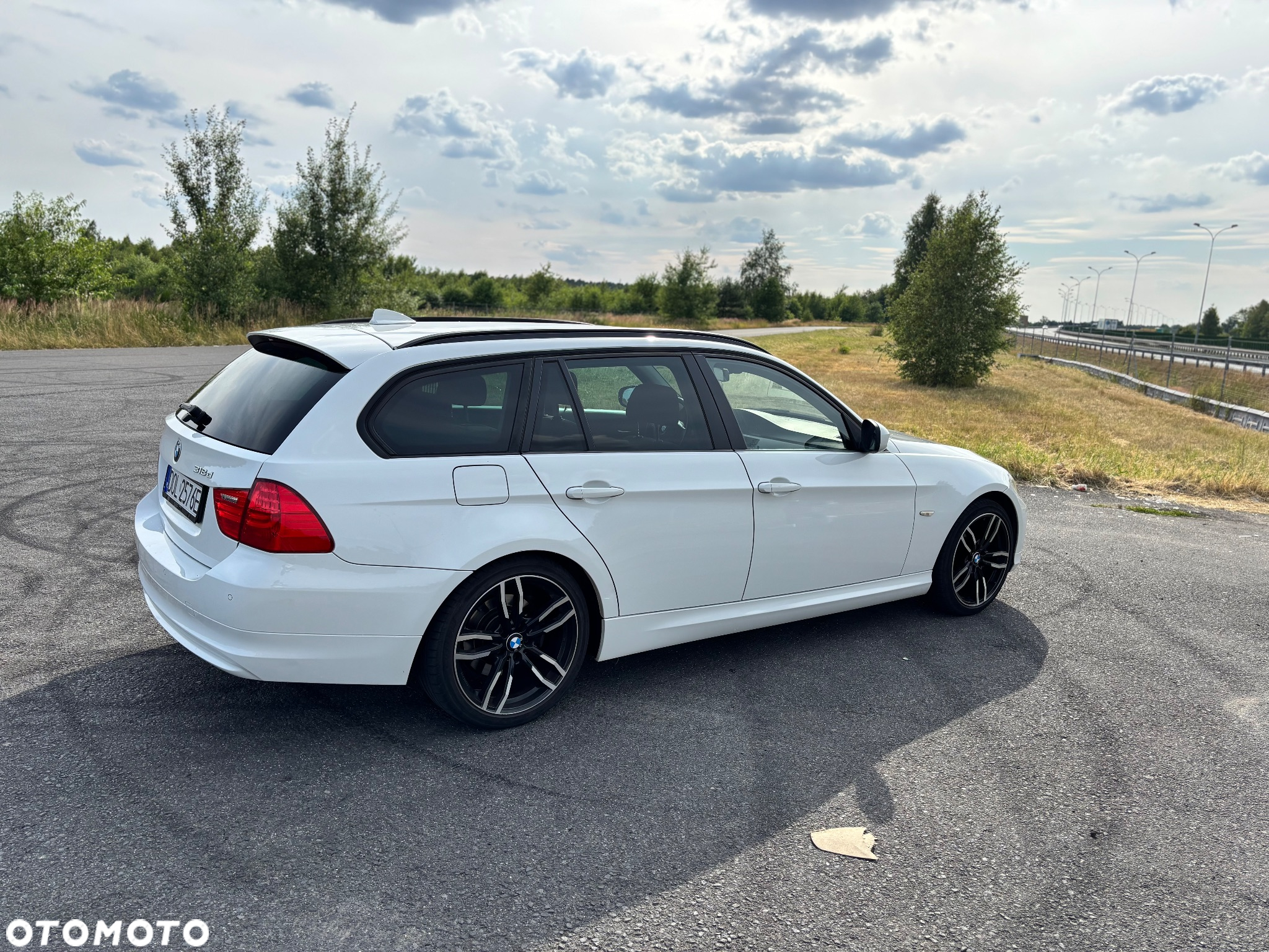 BMW Seria 3 318d - 3