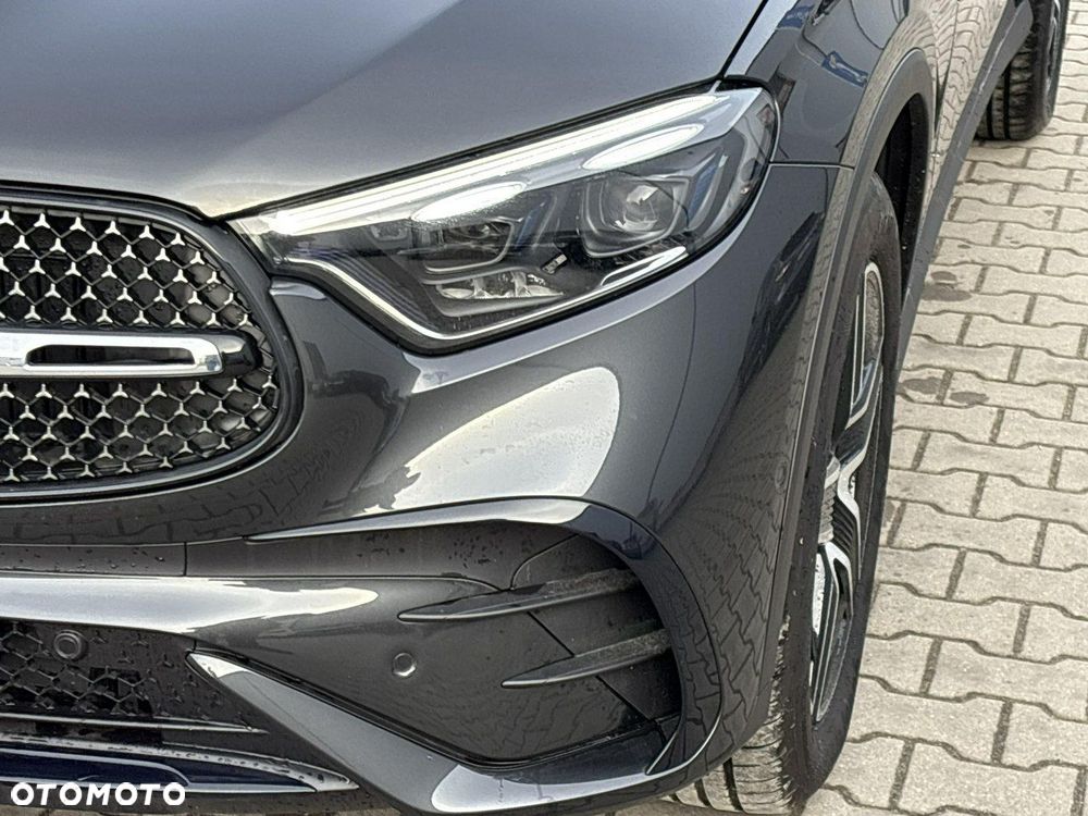 Mercedes-Benz GLC - 9