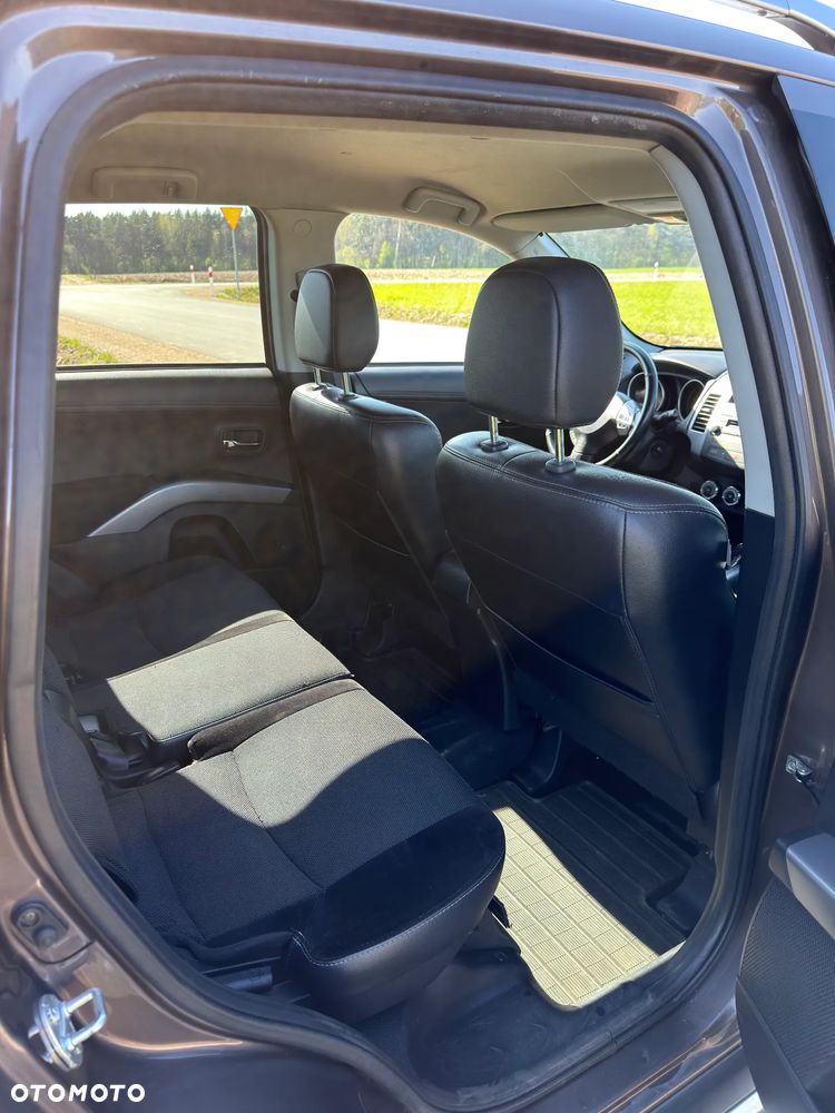 Mitsubishi Outlander 2.0 DID Intense - 18