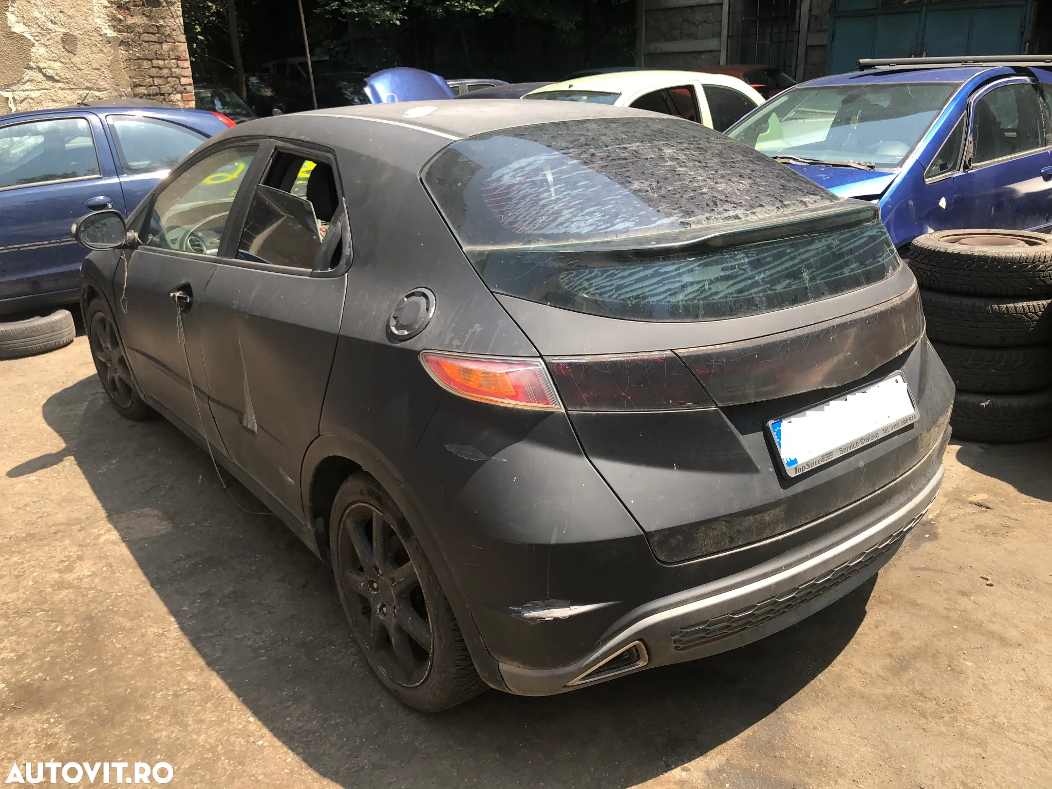 Dezmembrez Honda Civic 2007 1.8 benzina negru - 2