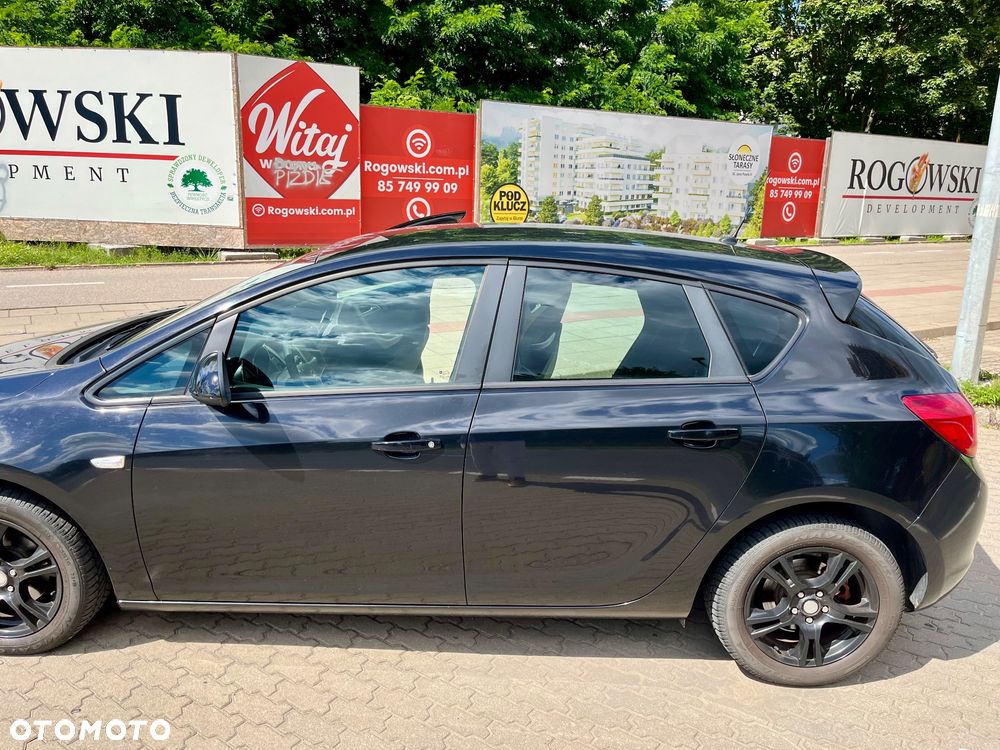 Opel Astra 1.4 Turbo Cosmo - 4