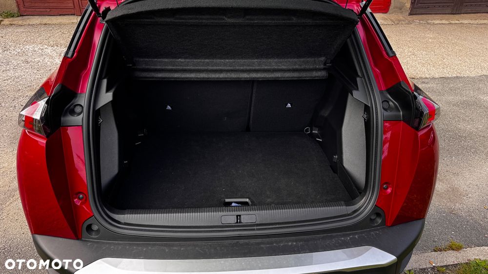 Peugeot 2008 1.2 PureTech GT S&S EAT8 - 10