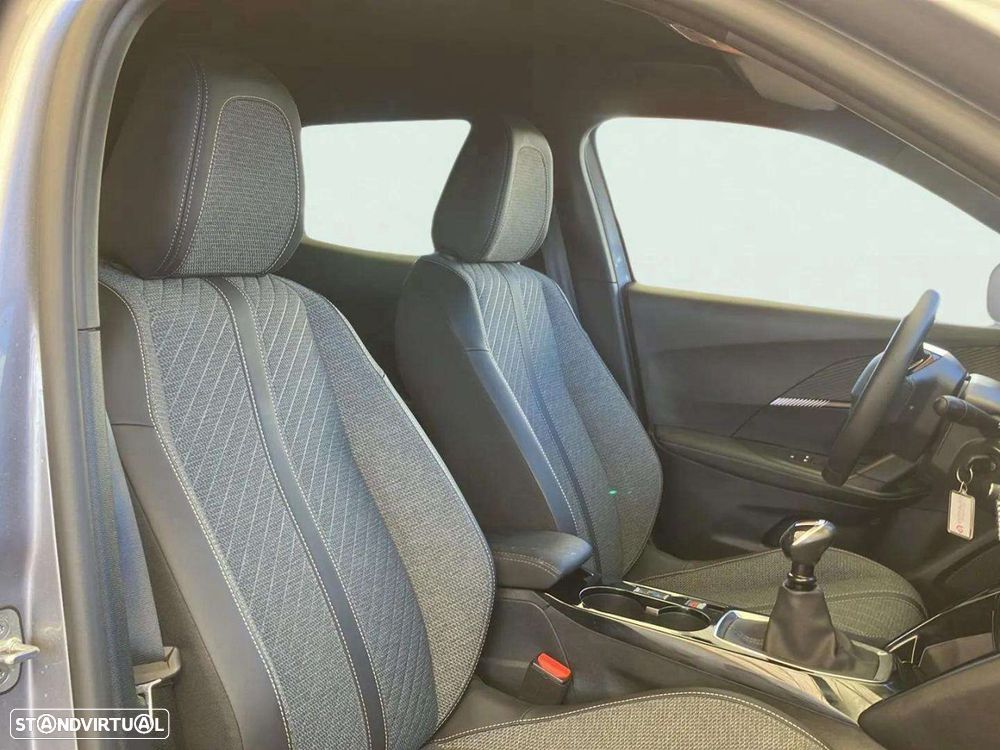 Peugeot 2008 1.2 PureTech Allure - 14