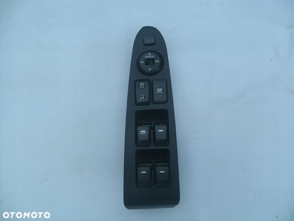 panel przelacznik otwierania szyb kia sportage iii 93570-3w400wk