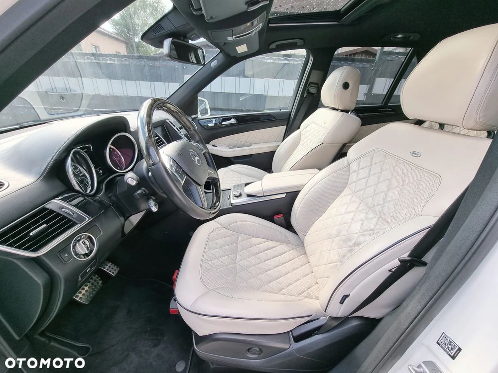 Mercedes-Benz ML 350 BlueTec 4-Matic - 7